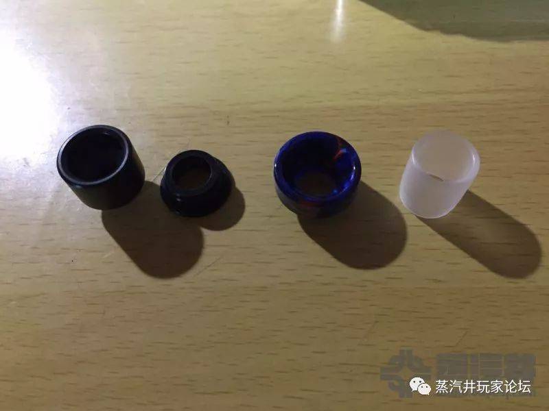 闪电RTA大烟雾电子烟滴油雾化器评测